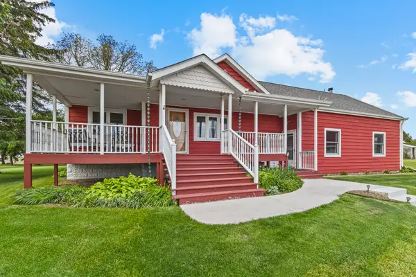9619 E 11000 Road N, Grant Park, IL 60940