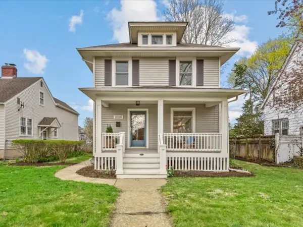 1028 S 4th Street, St. Charles, IL 60174