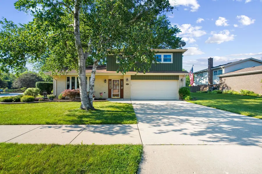 2143 E Peachtree Lane, Arlington Heights, IL 60004 - #2