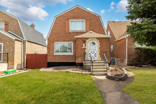 5255 S Menard Avenue, Chicago, IL 60638