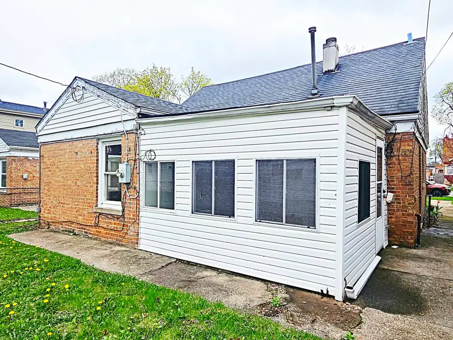 10650 S Peoria Street, Chicago, IL 60643 - #2