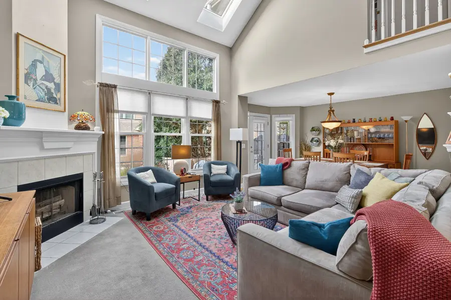 811 King Henry Lane, Saint Charles, IL 60174 - #3