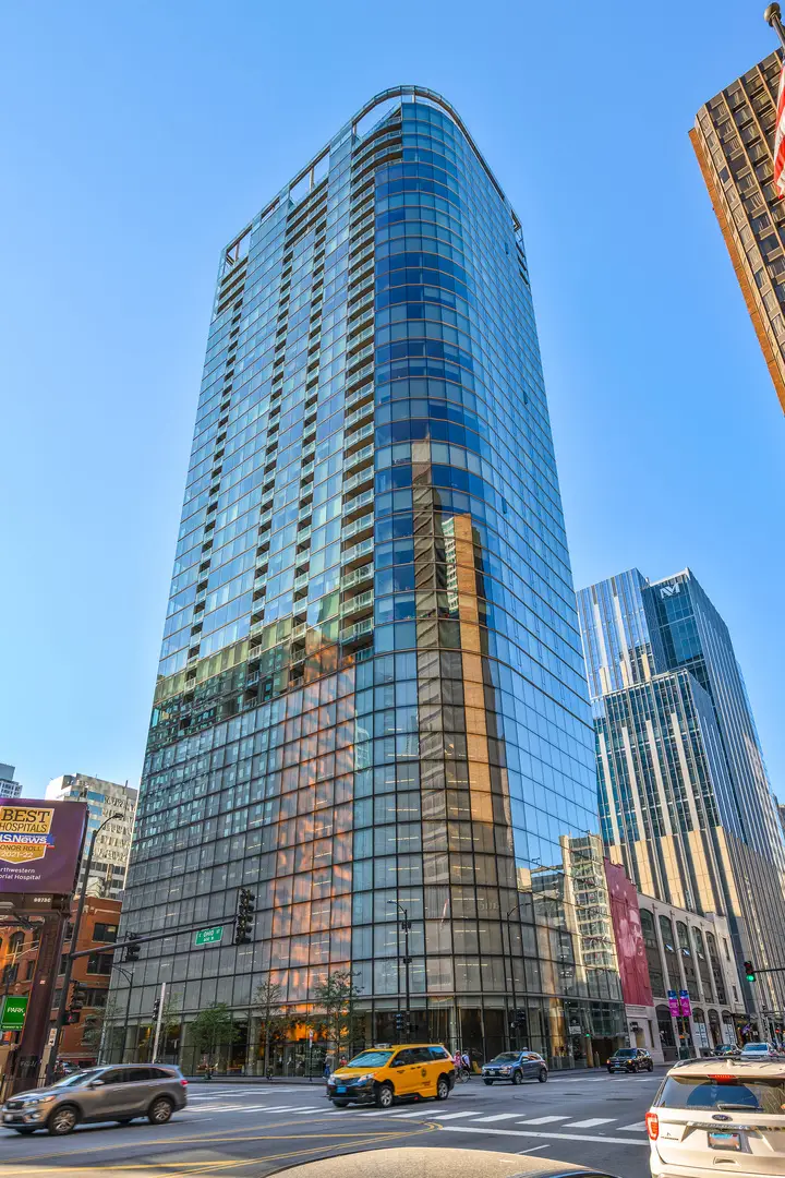 600 N Fairbanks Court #2107, Chicago, IL 60611 - #1