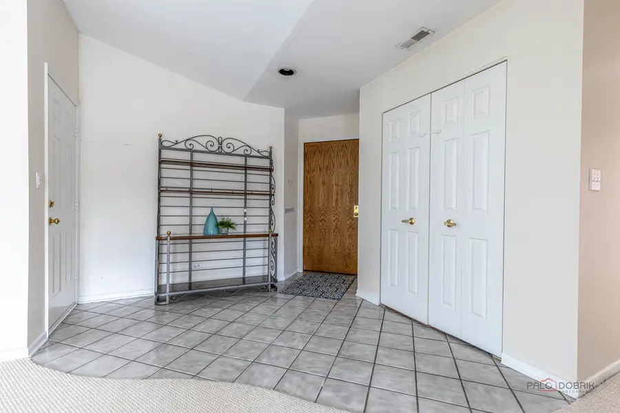 930 Ivy Lane #D, Deerfield, IL 60015 - #2