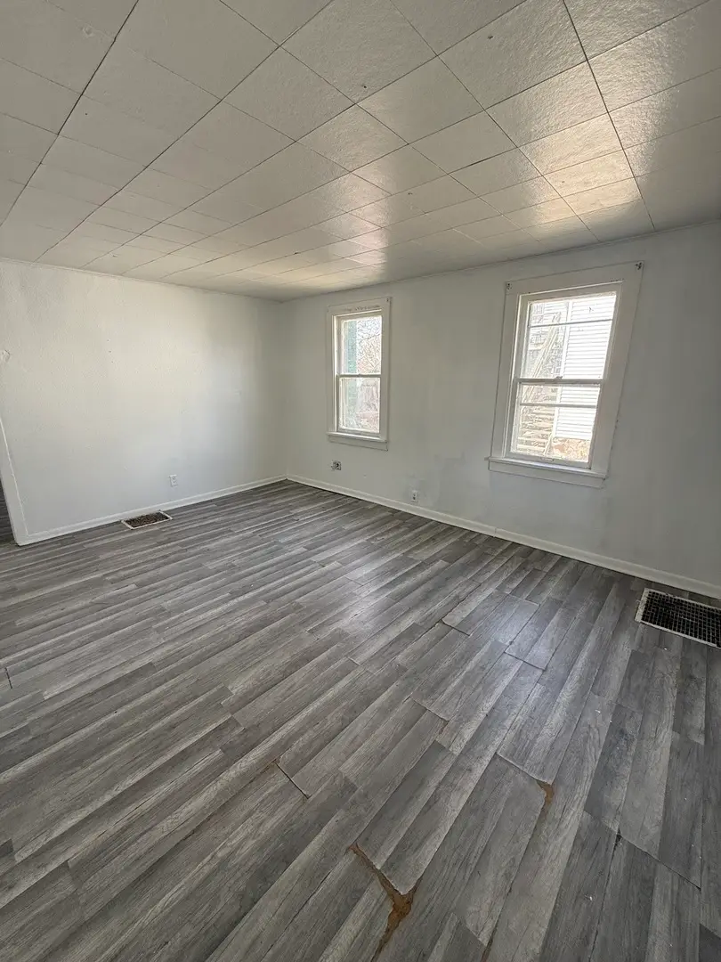 1235 Clover Avenue, Rockford, IL 61102 - #3