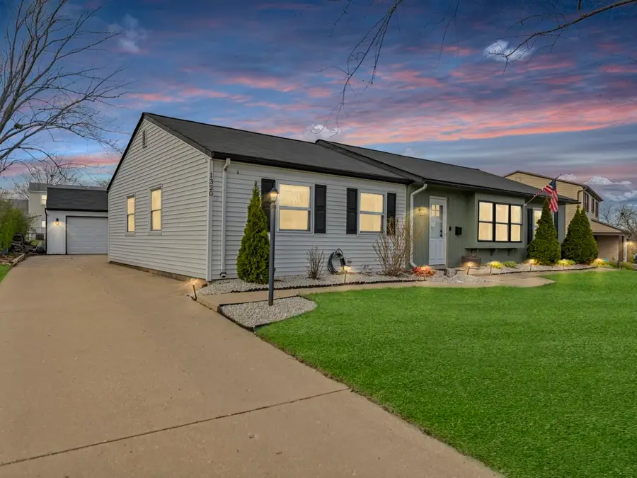 1320 Elm Drive, Schaumburg, IL 60194 - #2