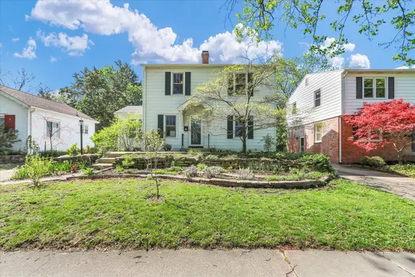 911 W Daniel Street, Champaign, IL 61821