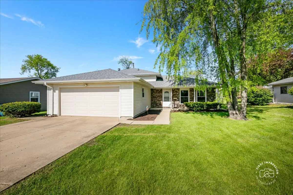 966 N Elmwood Drive, Aurora, IL 60506 - #1