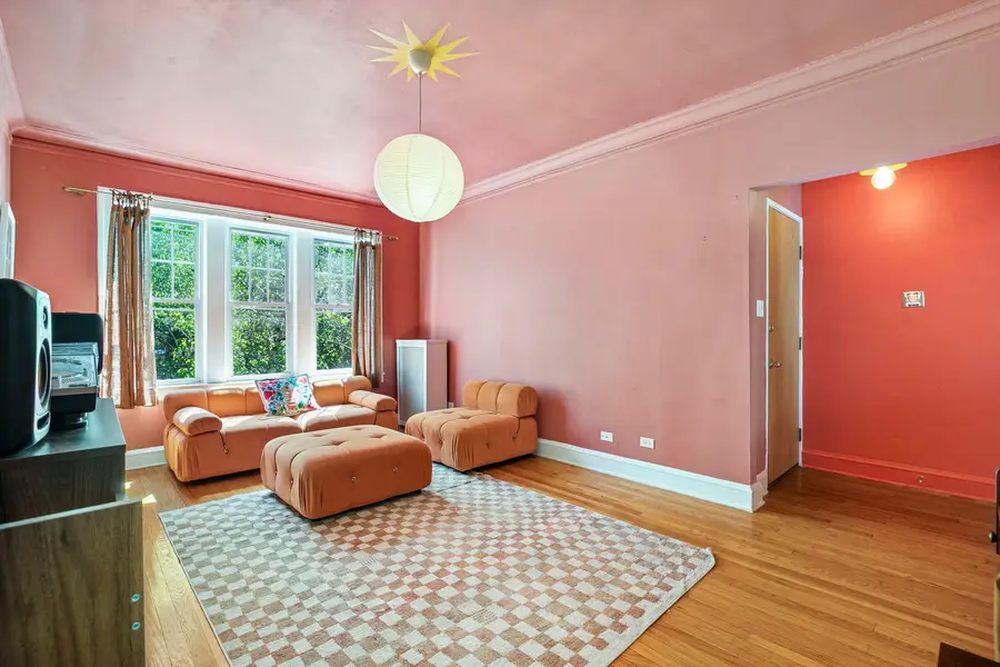 723 Reba Place #2N, Evanston, IL 60202 - #3