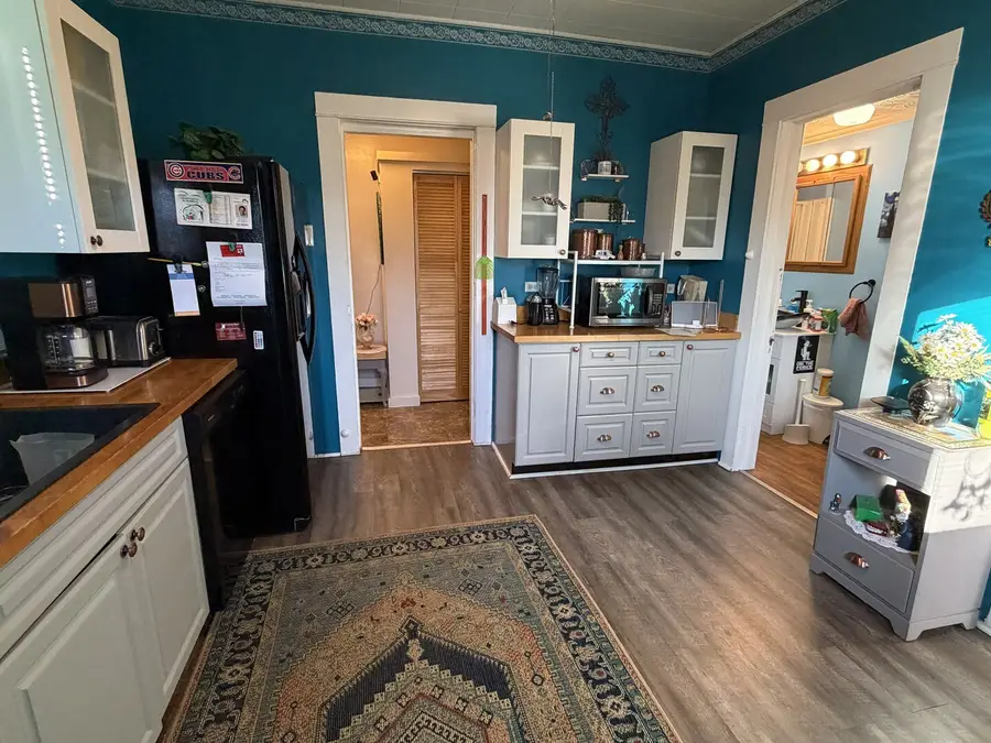 304 Avenue D, Rochelle, IL 61068 - #3