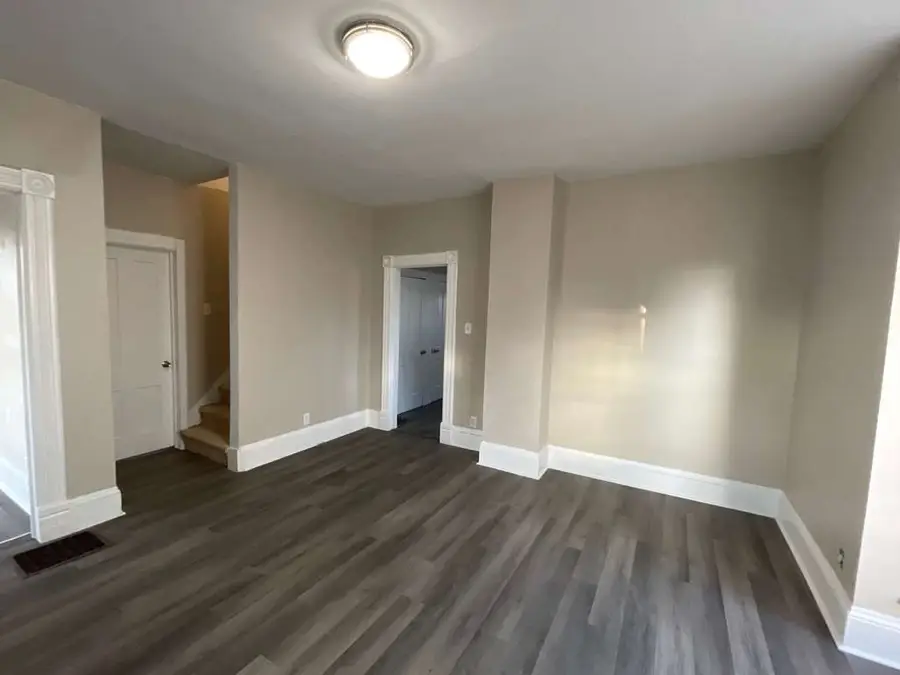 217 N West Avenue, Freeport, IL 61032 - #3