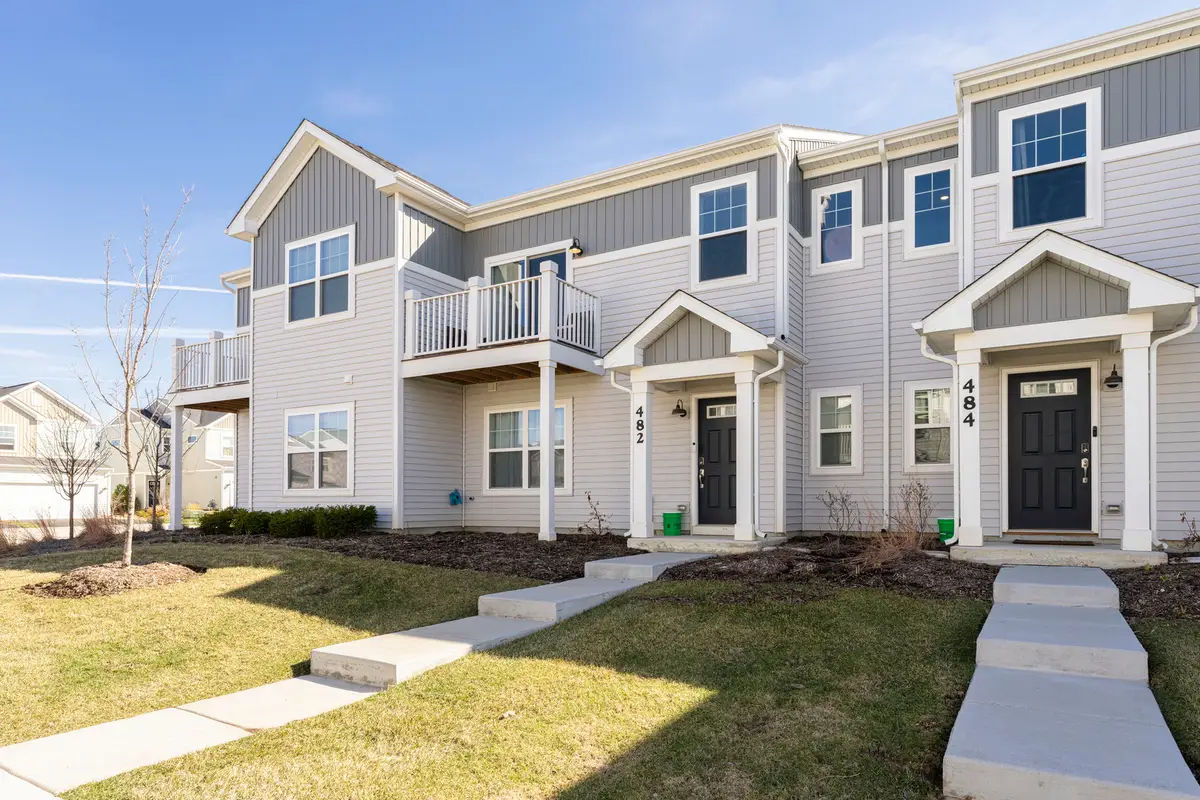 482 Comstock Rd Road, South Elgin, IL 60177 - #1