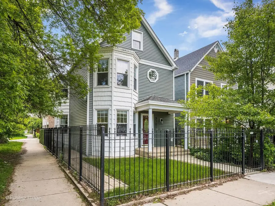 3701 W Palmer Street, Chicago, IL 60647 - #2