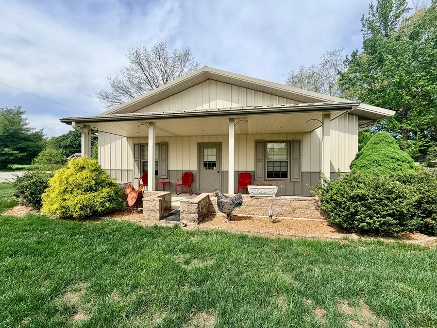 2123 North Avenue, Metropolis, IL 62960 - #2