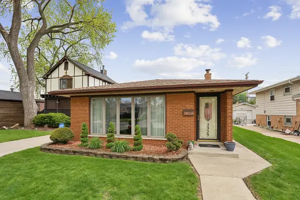 2929 W 102nd Place, Chicago, IL 60655