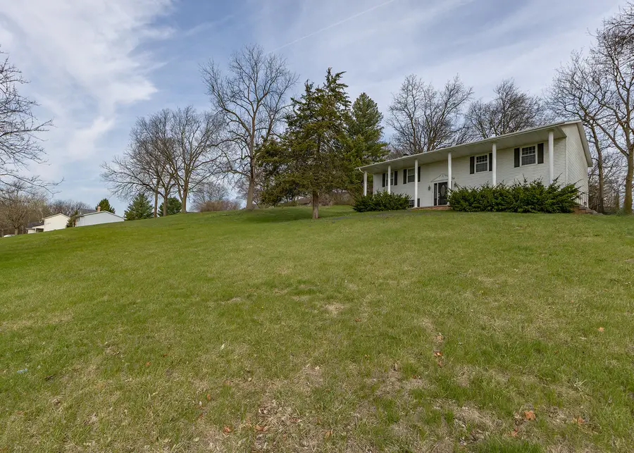 25 Oak Grove Road, Geneseo, IL 61254 - #2