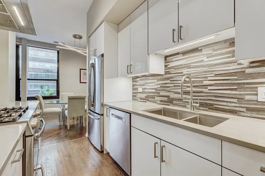 130 S Canal Street #9F, Chicago, IL 60606 - #3