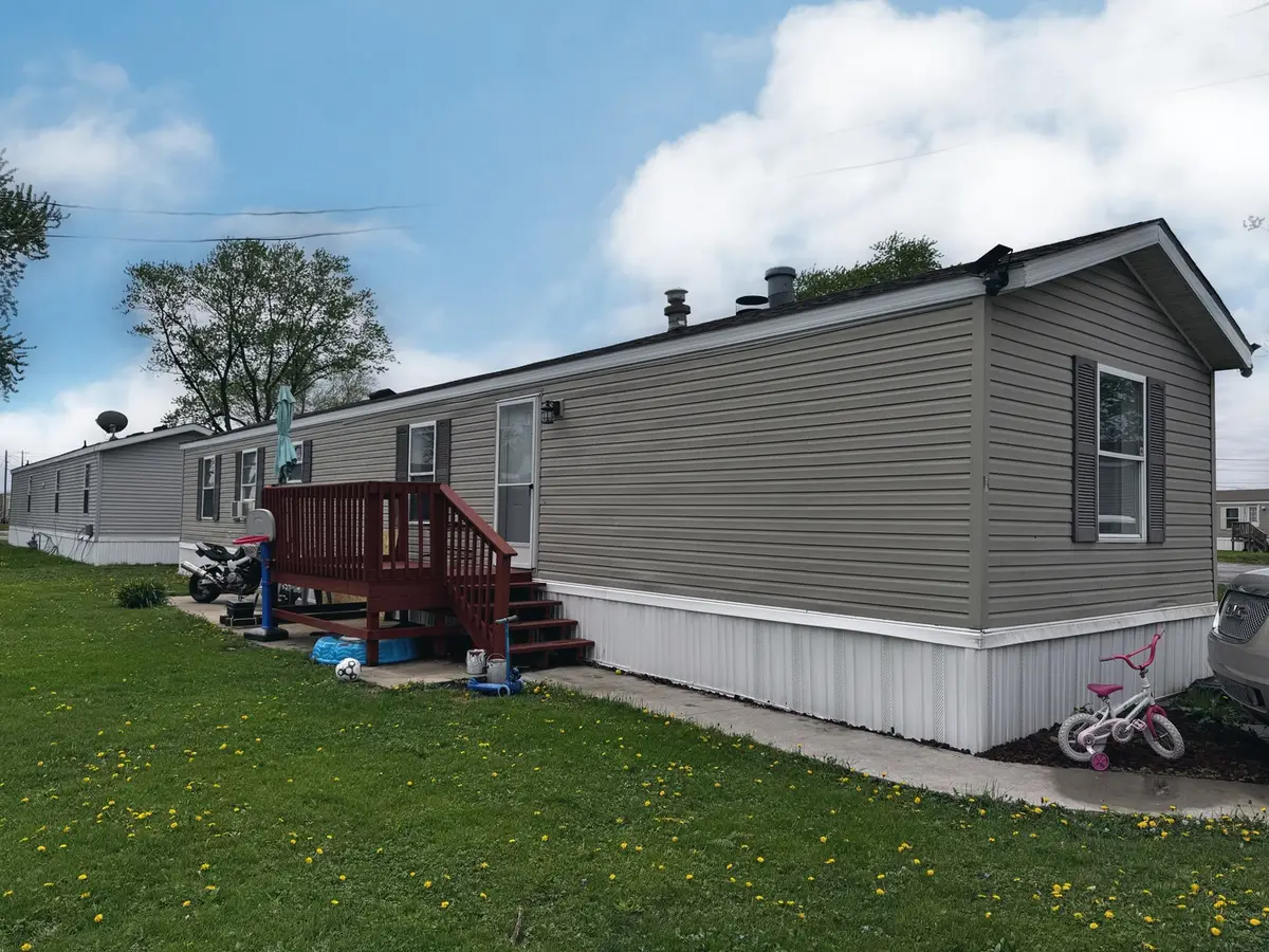 57 Redwood Manor Drive, Pontiac, IL 61764 - #1