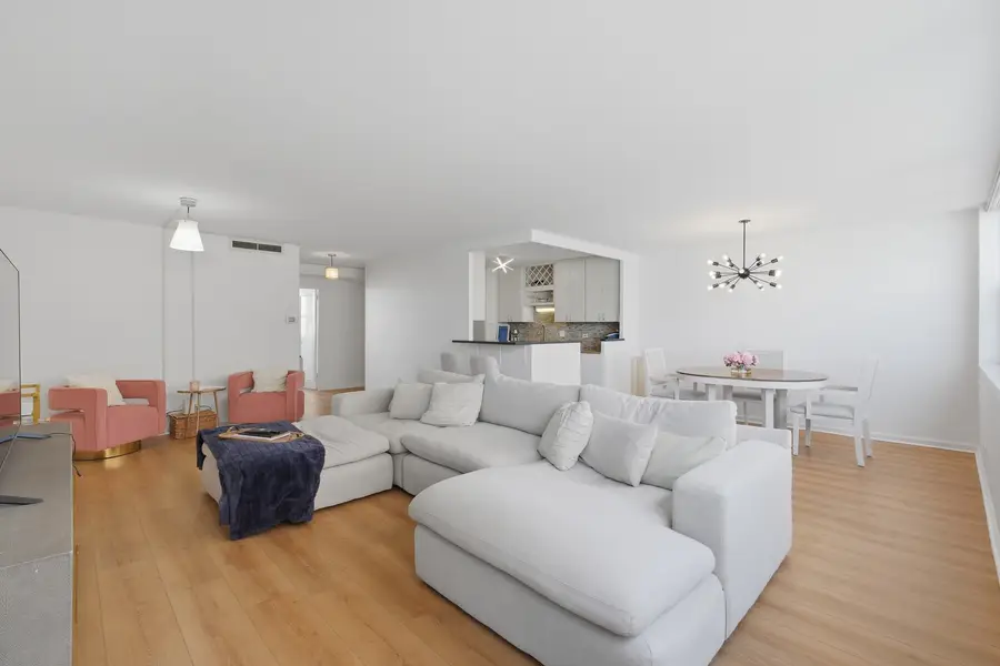 6301 N Sheridan Road #8E, Chicago, IL 60660 - #3