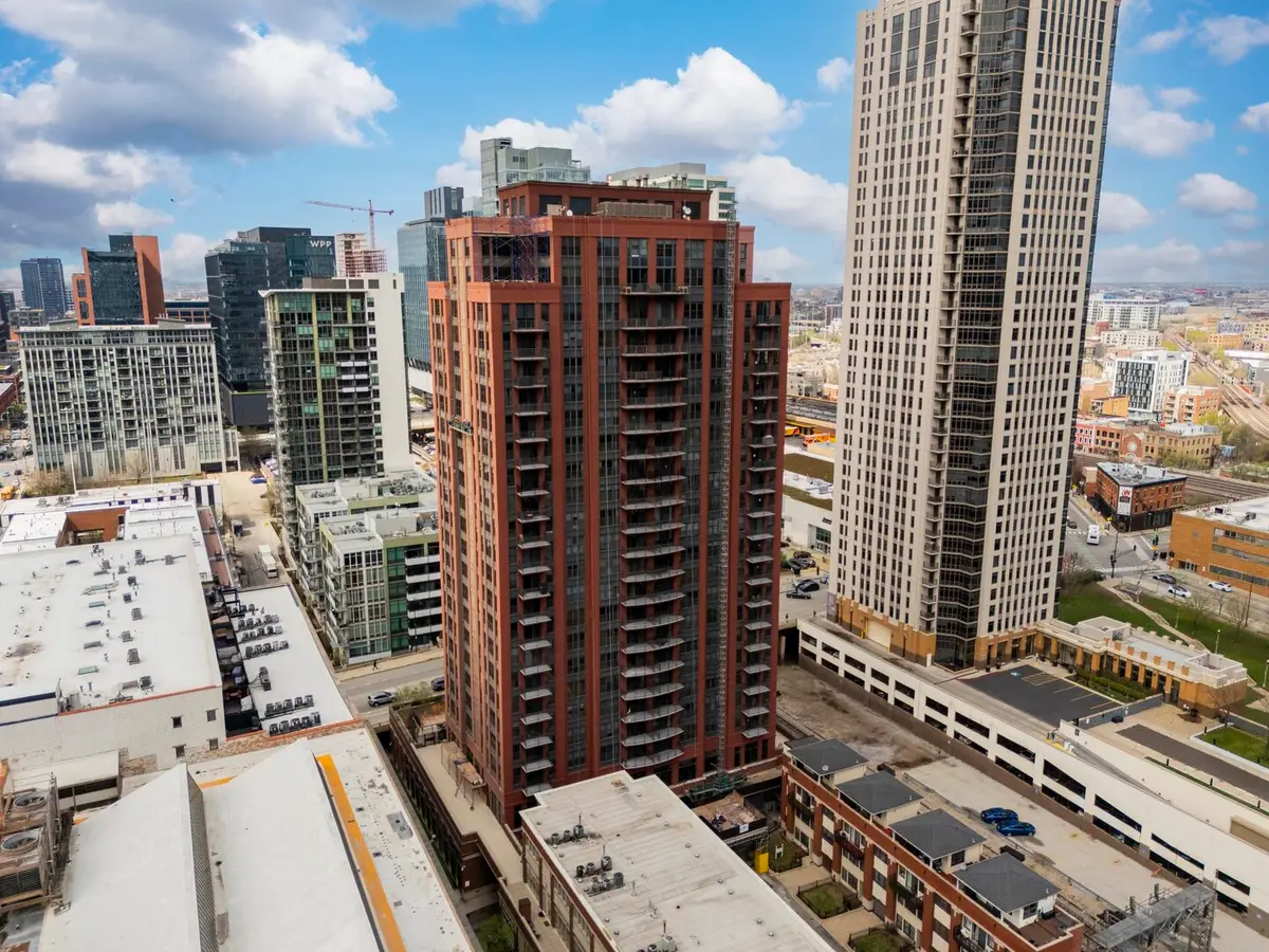 330 N Jefferson Street #1704, Chicago, IL 60661 - #1