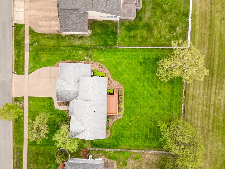 25 Pebblebrook Court, Bloomington, IL 61705 - #3