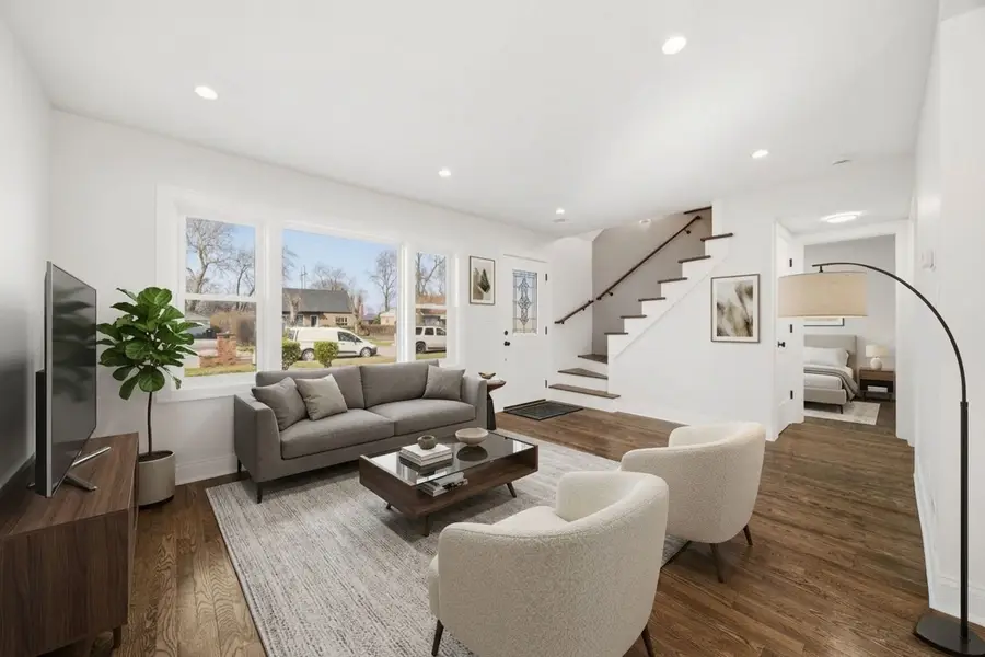 7851 Suburban Lane, Bridgeview, IL 60455 - #2