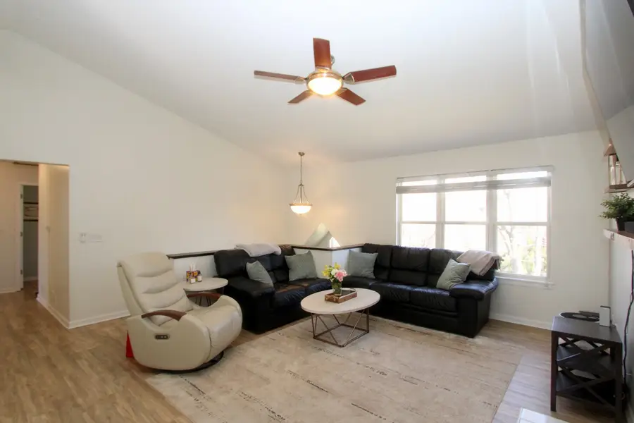 233 S Shore Drive, Island Lake, IL 60042 - #2