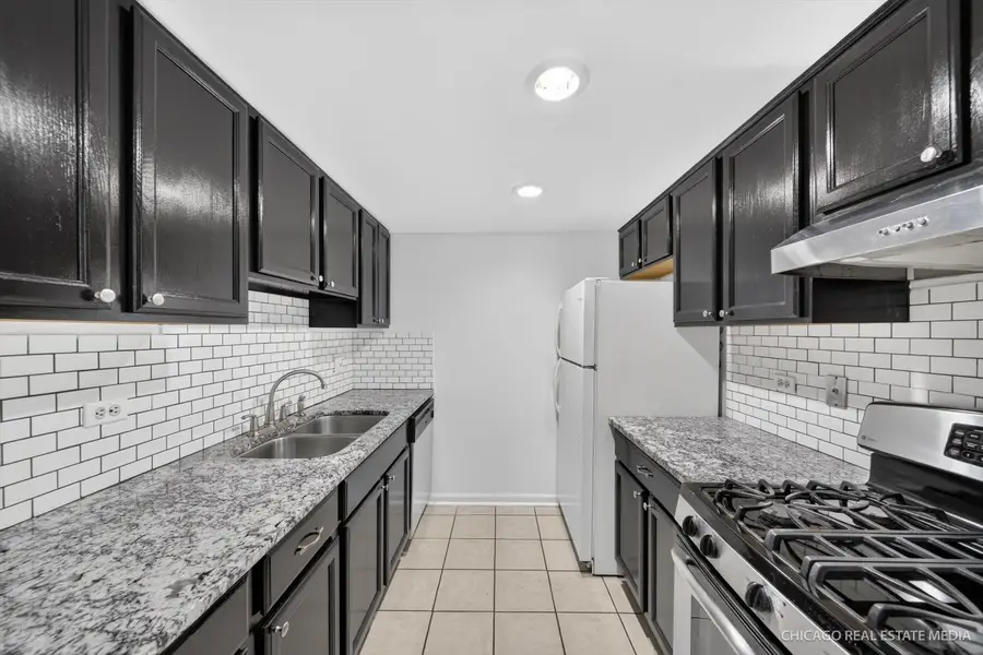 138 E Bailey Road #H, Naperville, IL 60565 - #3