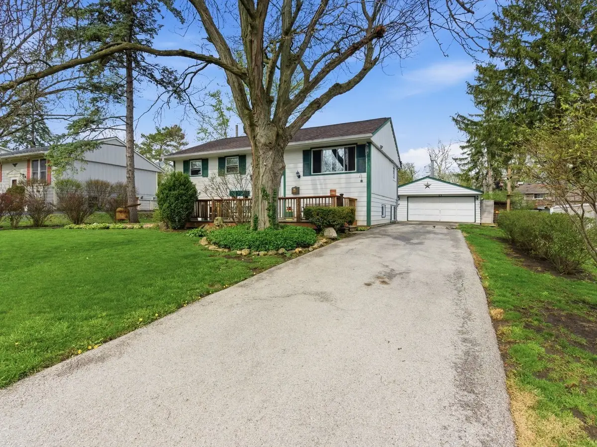 7663 Walnut Avenue, Woodridge, IL 60517 - #1