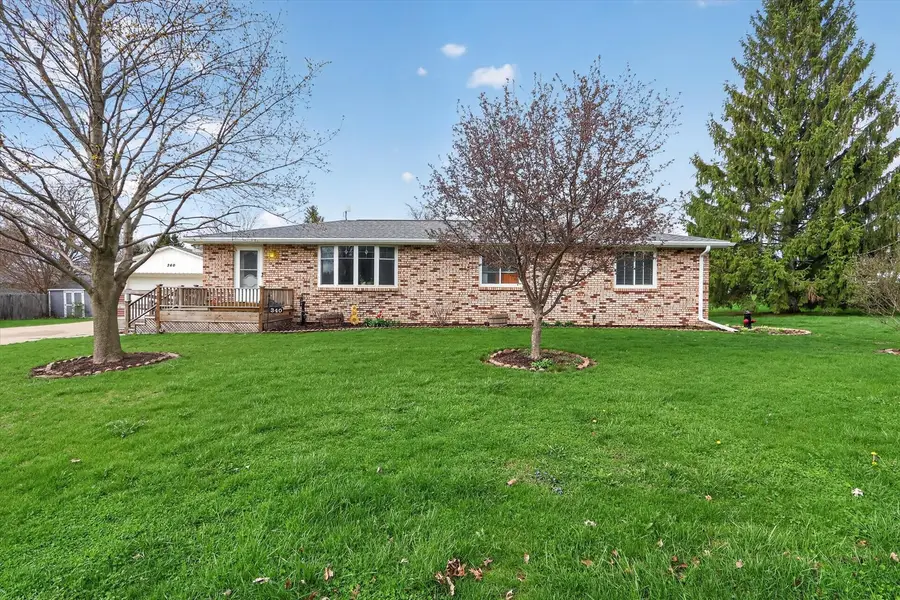 340 W Shaffer Street, Dakota, IL 61018 - #3