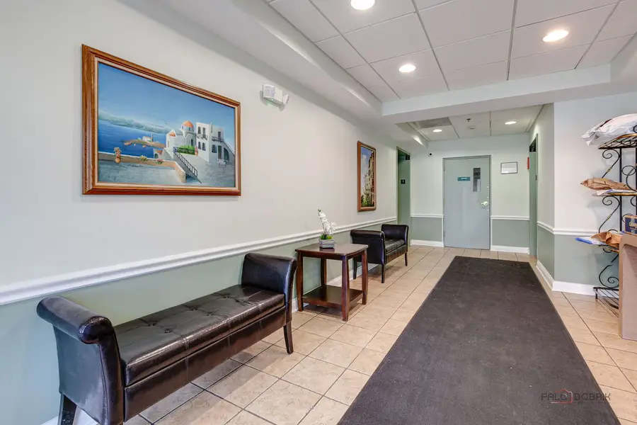 7450 Lincoln Avenue #501, Skokie, IL 60076 - #3