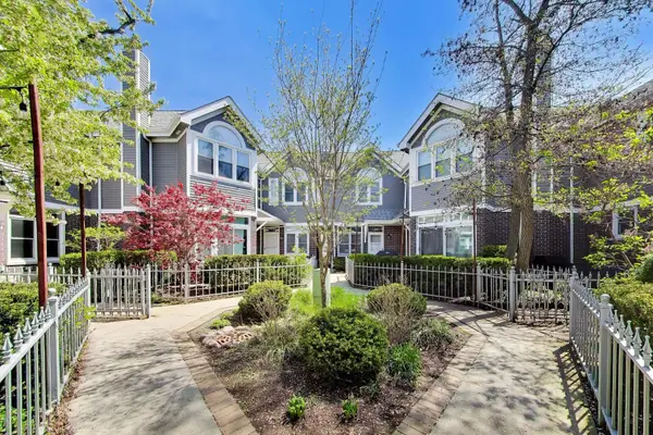 3331 N Racine Avenue #D, Chicago, IL 60657