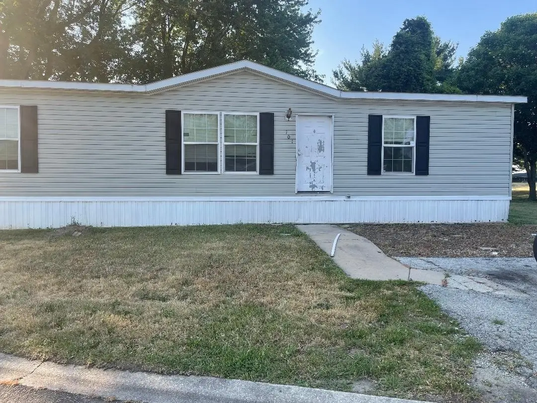 101 Carriage Lane, Sauk Village, IL 60411 - #1