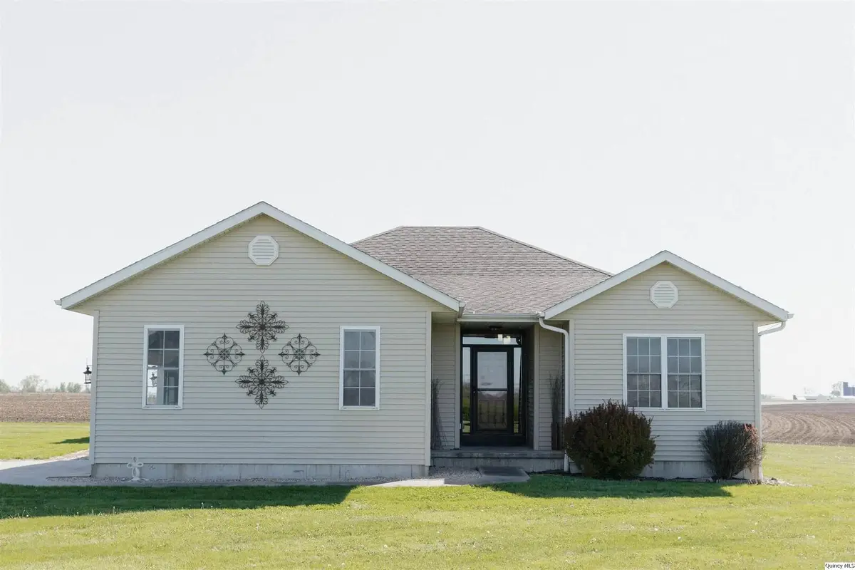 6314 Highway 96 S, Payson, IL 62360 - #1