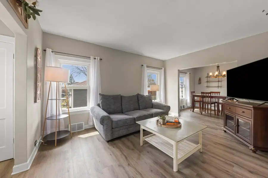 202 S Pick Avenue, Elmhurst, IL 60126 - #3