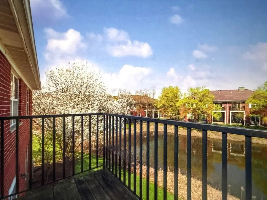 1002 Kensington Drive #17-E1, Northbrook, IL 60062 - #2