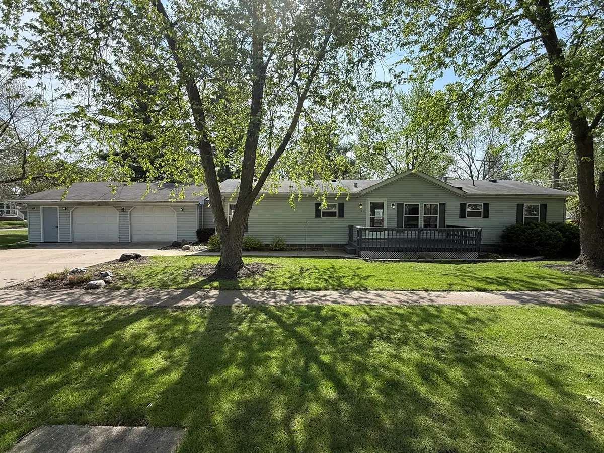 102 S Morgan Street, Odell, IL 60460 - #1