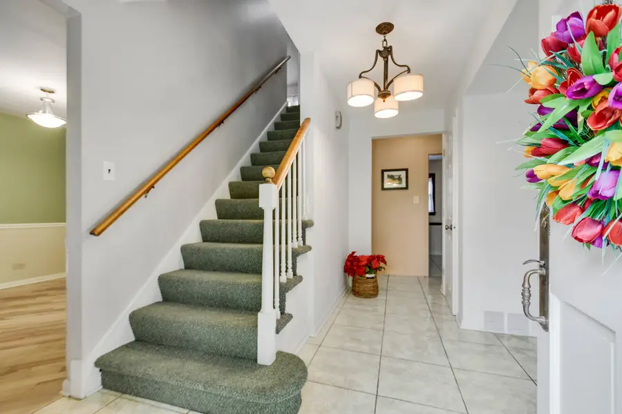 18751 Kings Road, Homewood, IL 60430 - #3