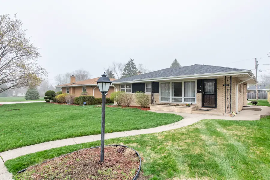 2203 Gilboa Avenue, Zion, IL 60099 - #2
