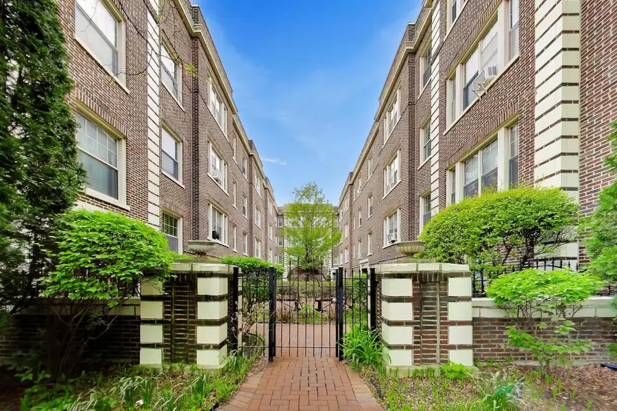 443 N Lombard Avenue #2, Oak Park, IL 60302 - #3