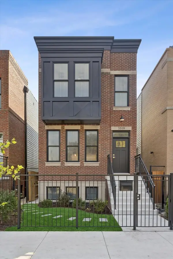 3319 S Prairie Avenue, Chicago, IL 60616
