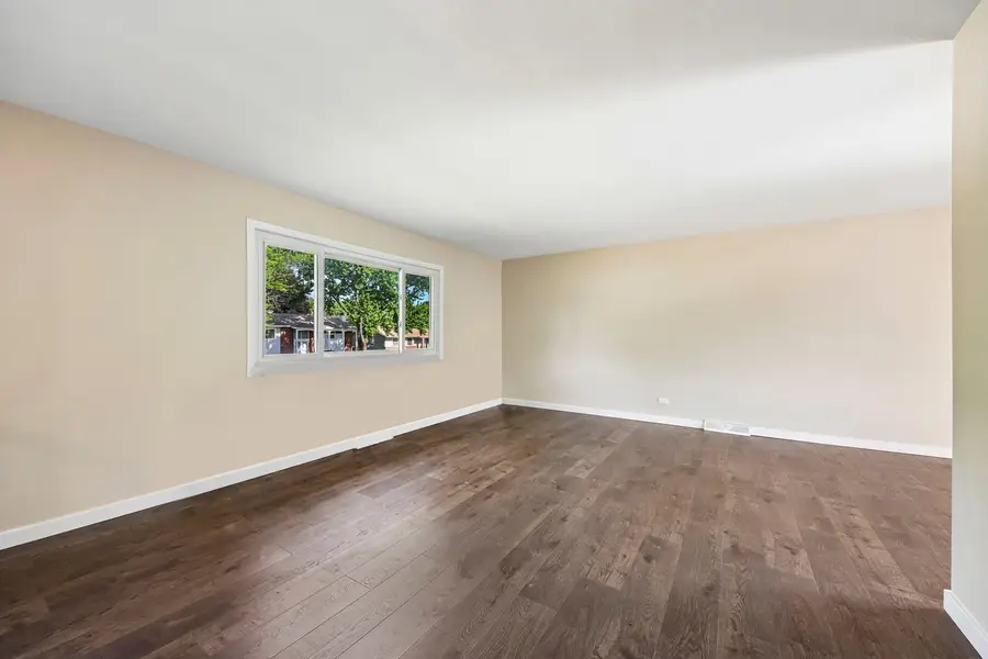 420 Justine Avenue, Bolingbrook, IL 60440 - #3