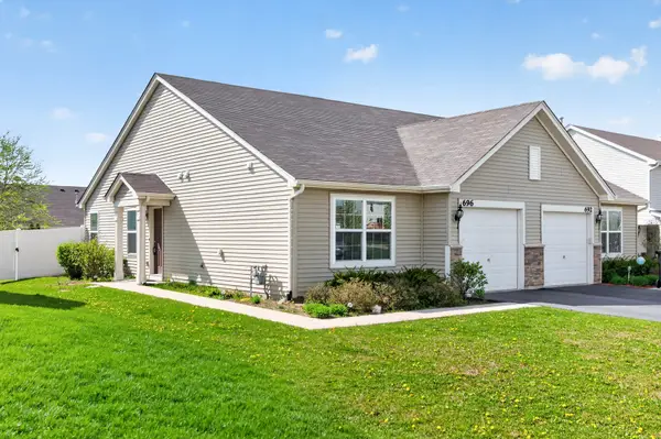 696 Vine Street, Hampshire, IL 60140