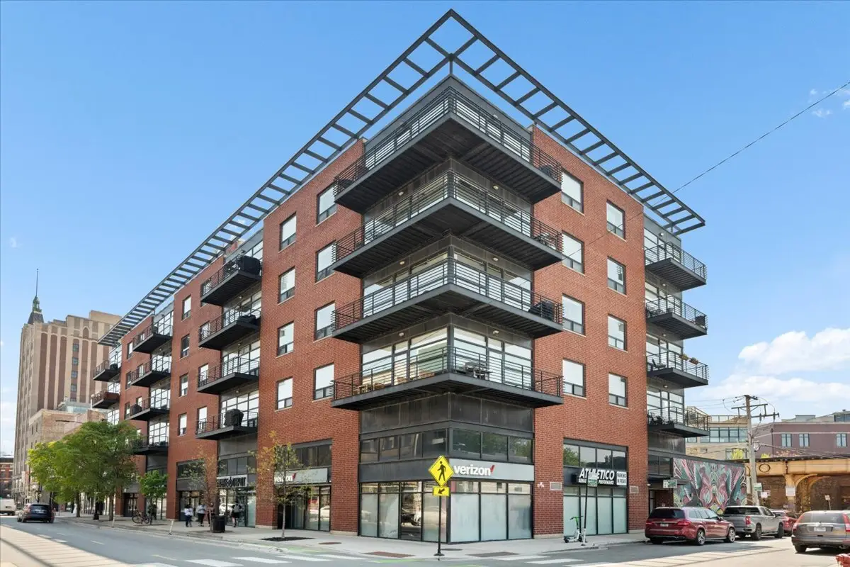 2045 W Concord Place #401, Chicago, IL 60647 - #1