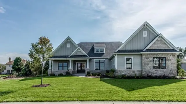 423 Prairie Ridge Lane, North Aurora, IL 60542 - #2