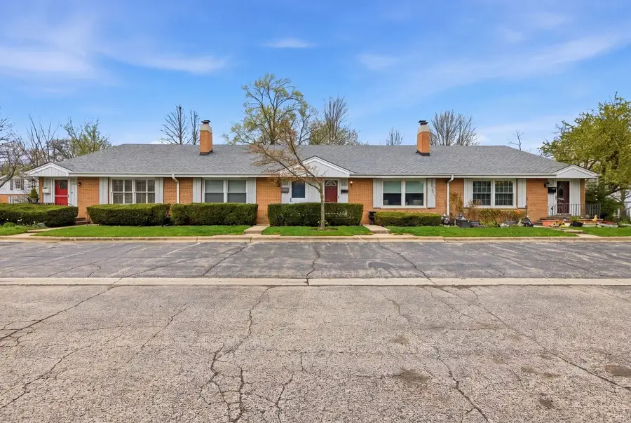 3 Robin Hood Lane, Northfield, IL 60093 - #2