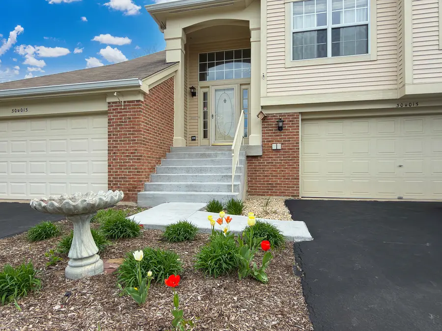 30W015 Juniper Court #30W015, Warrenville, IL 60555 - #2