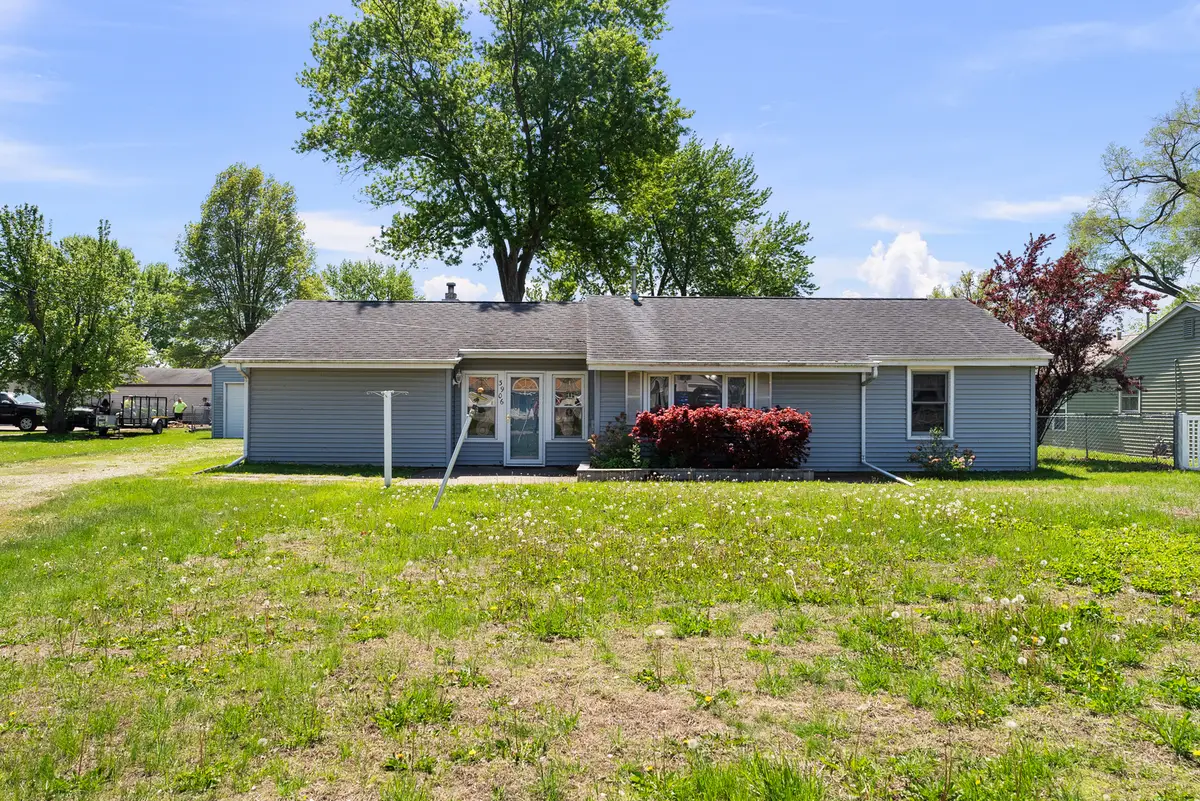 3906 Morton Drive, East Moline, IL 61244 - #1