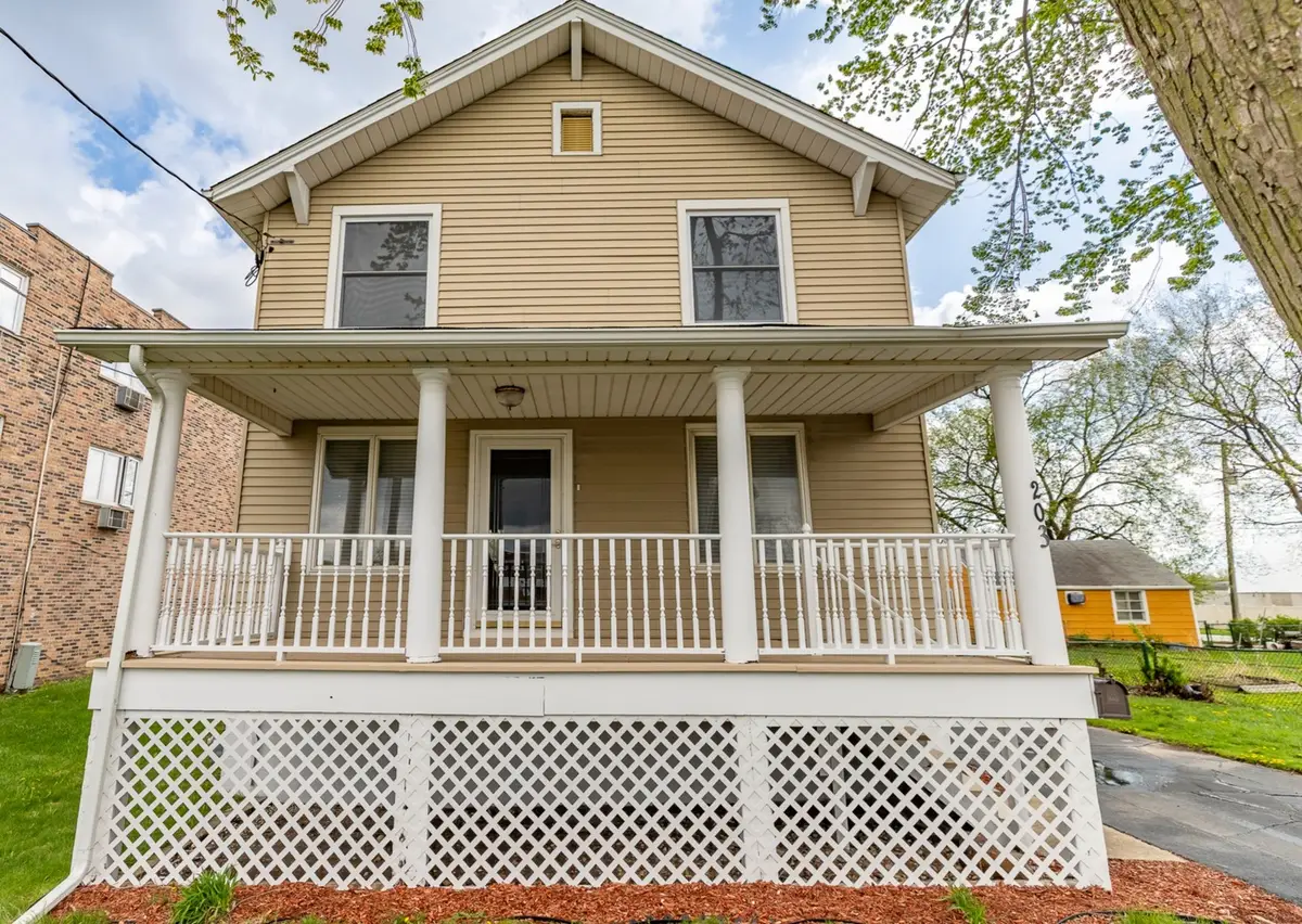 203 N Wolcott Street, Thornton, IL 60476 - #1