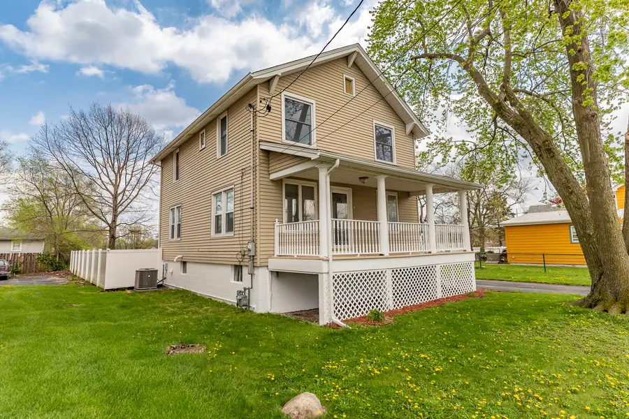 203 N Wolcott Street, Thornton, IL 60476 - #3